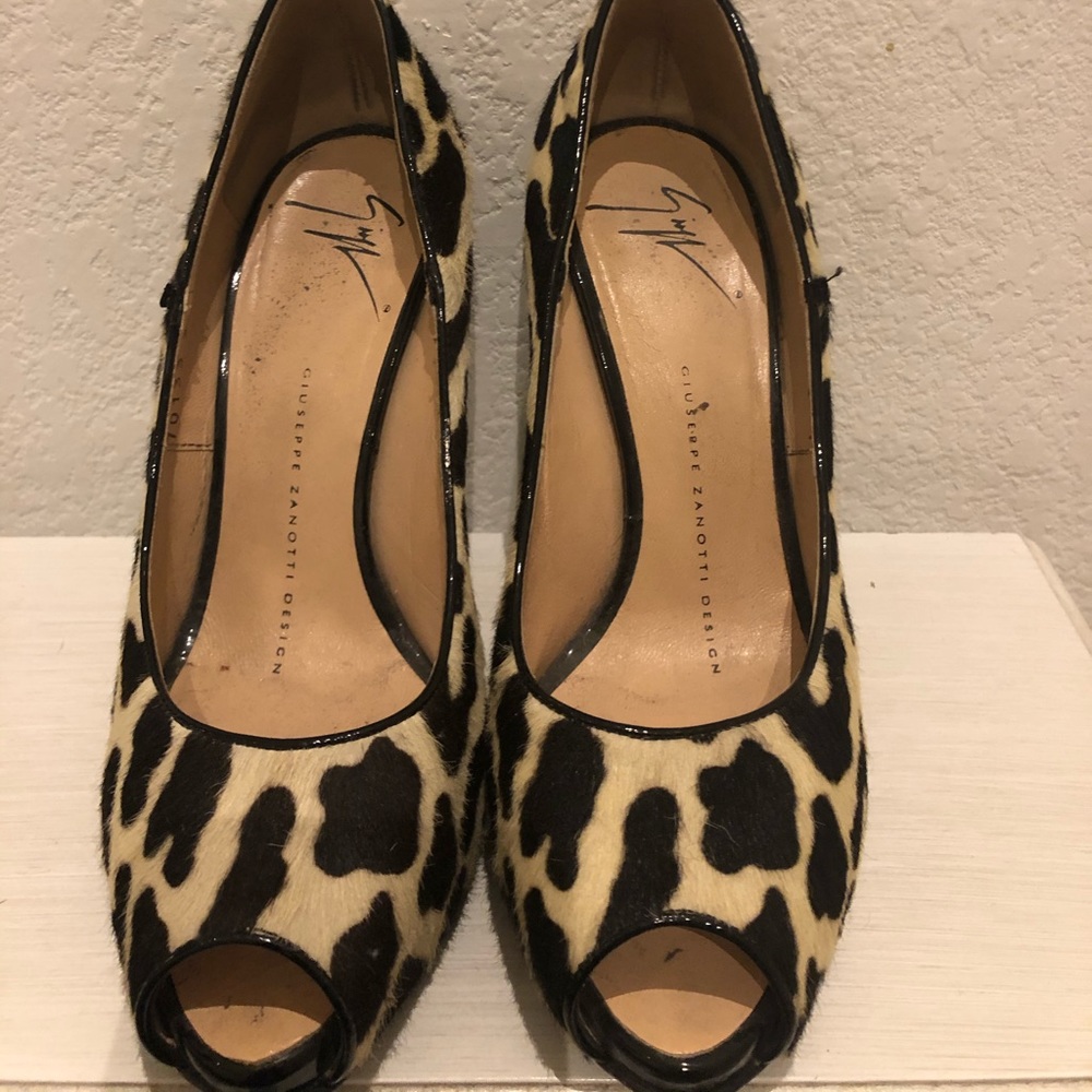 Giuseppe Zanotti pony hair peep toe heel